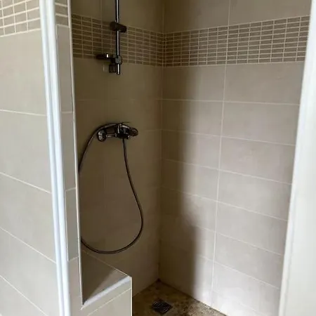 Jolie Maison T4 Avec Piscine Et Climatisation