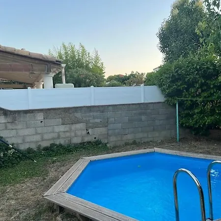Jolie Maison T4 Avec Piscine Et Climatisation Castries